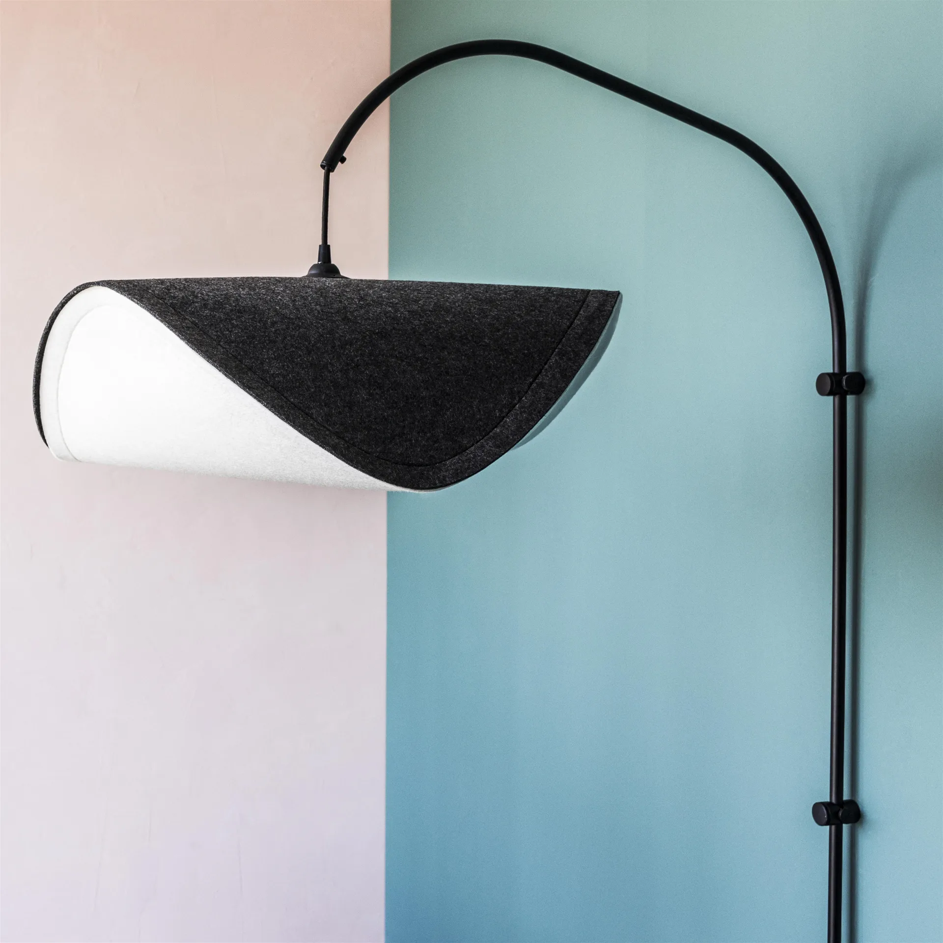 Wieszak ścienny Willow prosty, czarny Umage