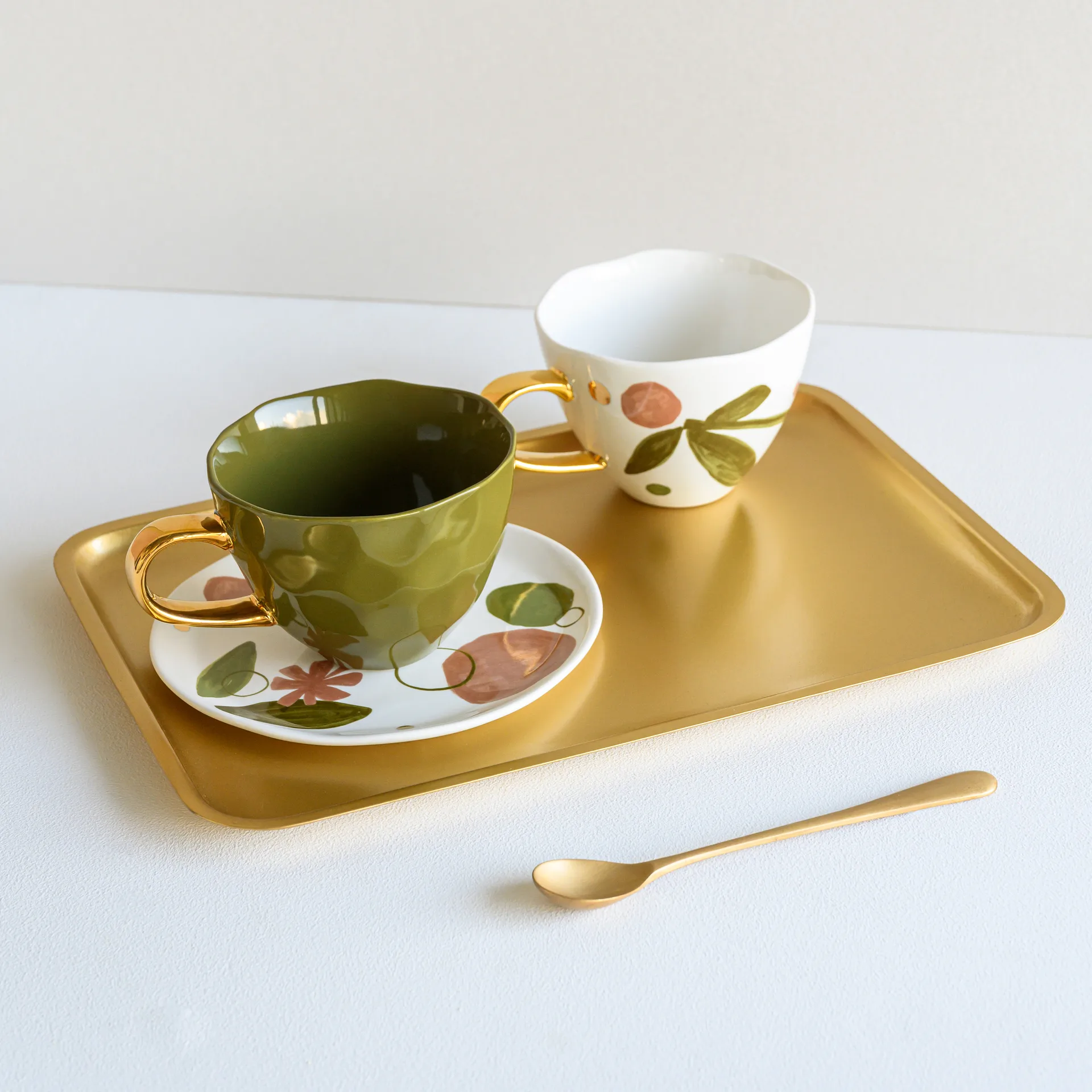 Kubek Good Morning Cappuccino 30 cl, Fir green (ciemnozielony) URBAN NATURE CULTURE