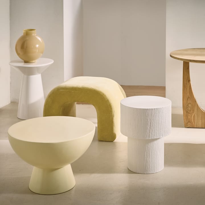 Stolik boczny Alezio Ø28,7 cm, Off white URBAN NATURE CULTURE
