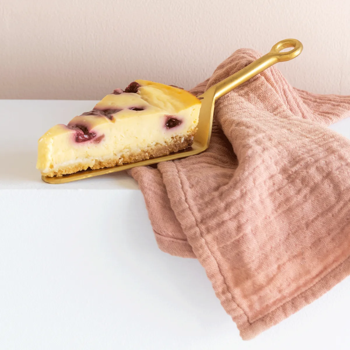 Szpatułka do ciasta UNC, Mosiądz URBAN NATURE CULTURE