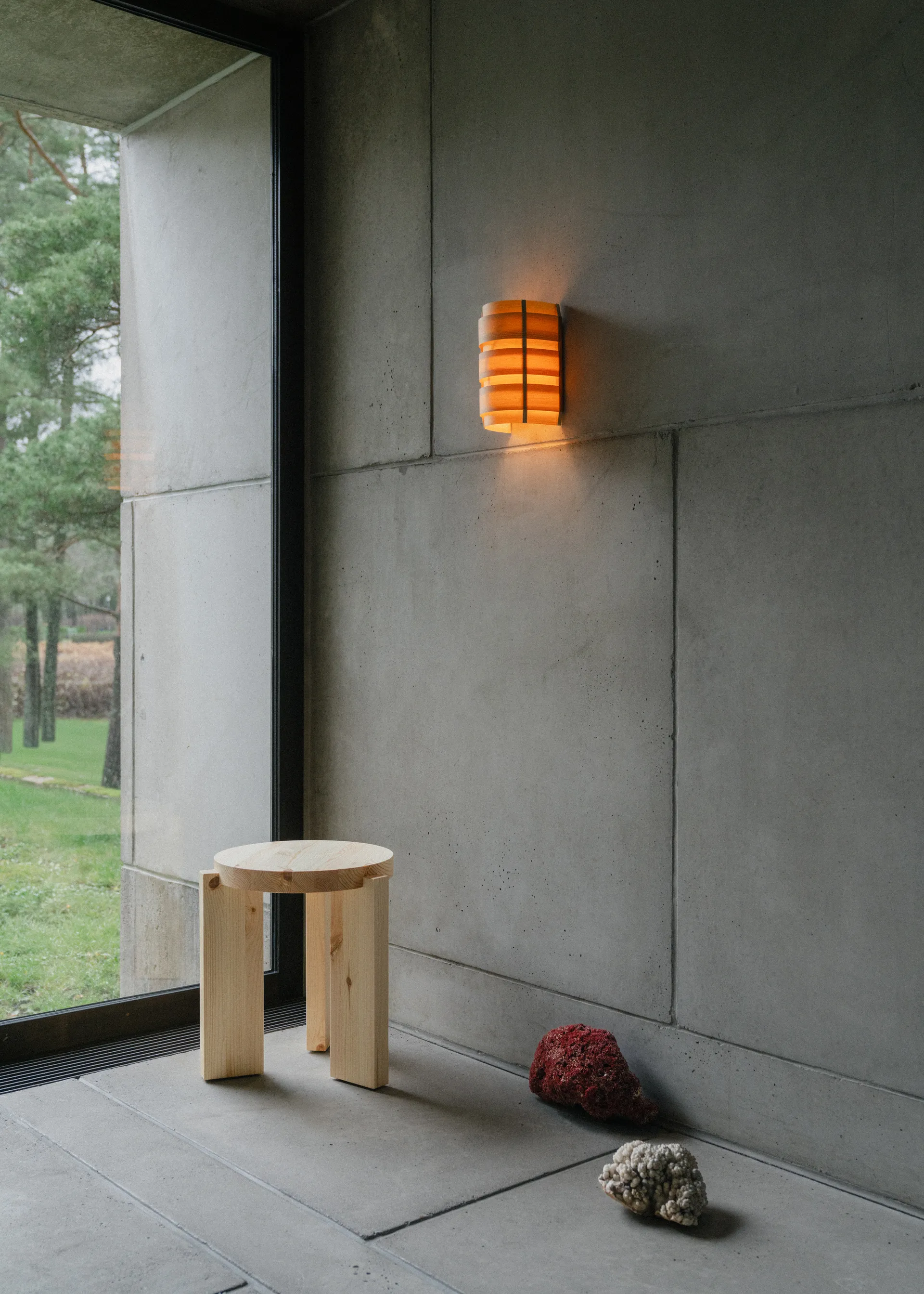 1004 Hans Wall Light, Sosna olejowana i woskowana, matowe, 16×24 cm Vaarnii