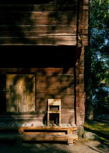 Krzesło 001 Dining Chair - Sosna olejowana i woskowana, matowe - Vaarnii