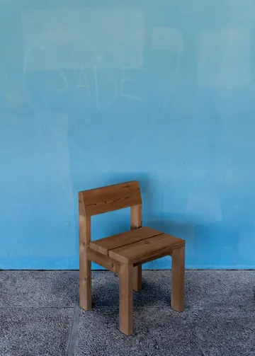 Krzesło 013 Osa Outdoor Dining Chair - Sosna olejowana i woskowana, matowe - Vaarnii