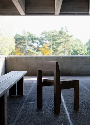 Krzesło 013 Osa Outdoor Dining Chair - Sosna olejowana i woskowana, matowe - Vaarnii