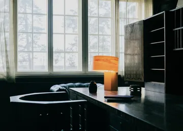 Lampa stołowa 018 Hoop Table Lamp - Sosna olejowana i woskowana, matowe, 34 cm - Vaarnii