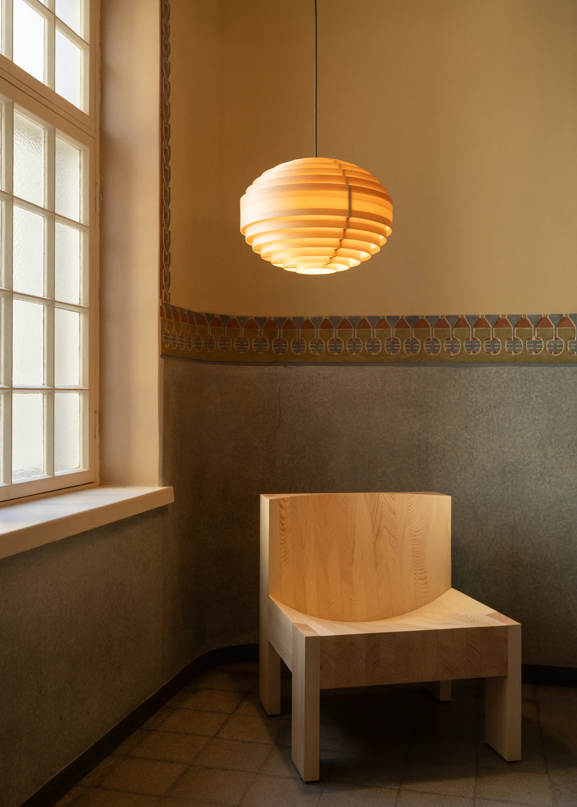 Lampa wisząca 1002 Hans Pendant, Sosna olejowana i woskowana, matowe, Ø46 cm Vaarnii