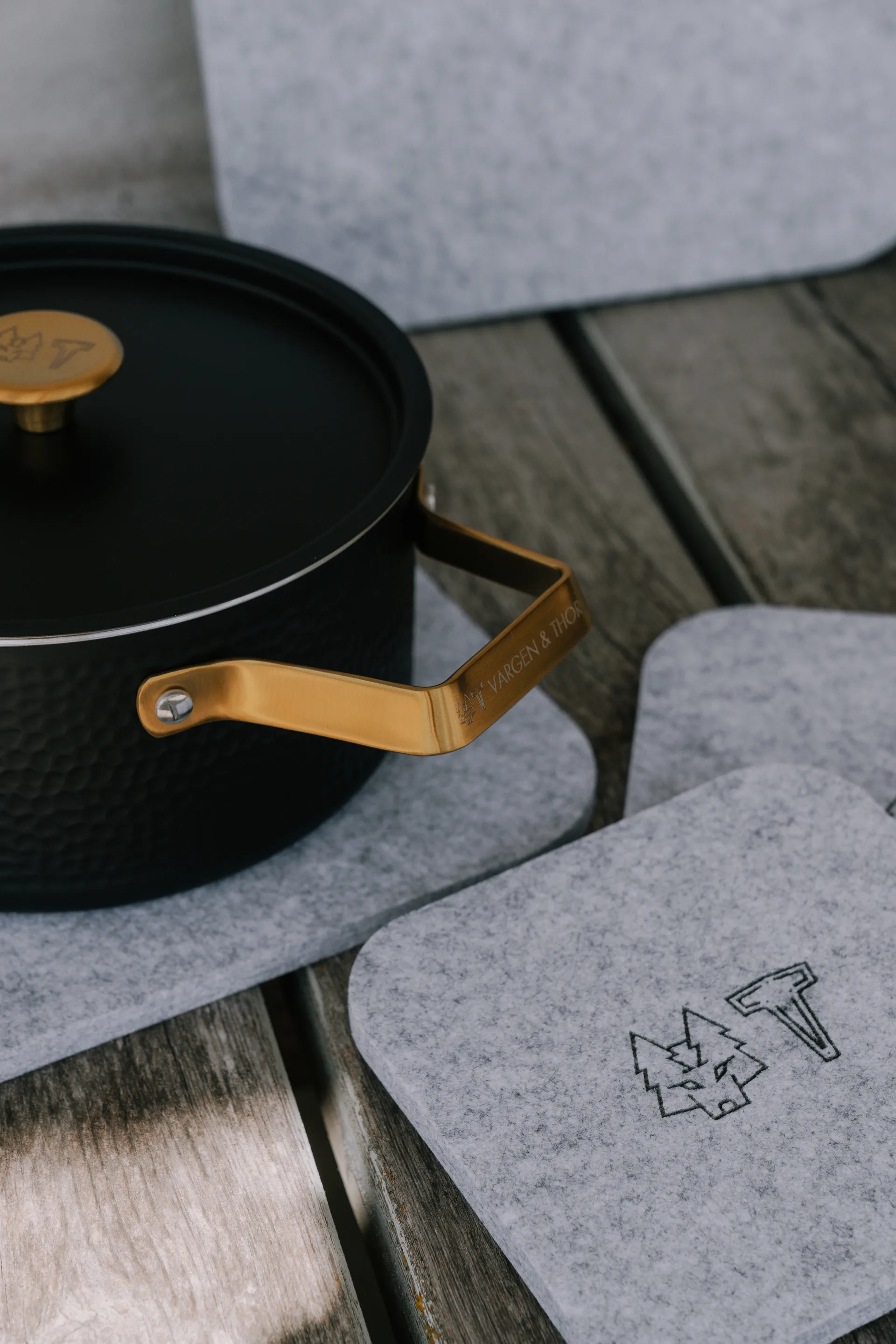 Podkładki pod garnek ULT 4-pak, Popielaty Vargen & Thor