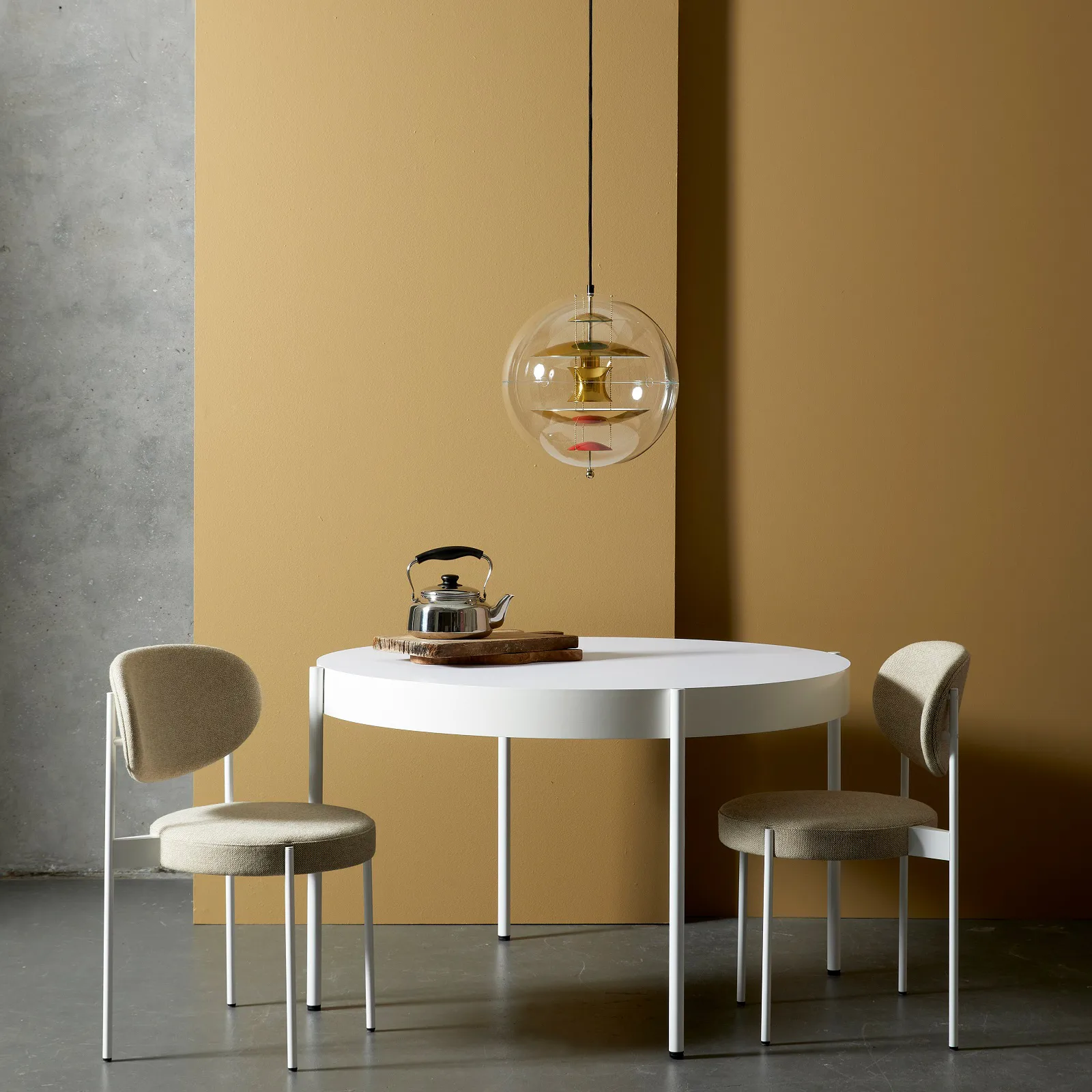 Lampa sufitowa VP Globe Brass, Ø40 cm Verpan