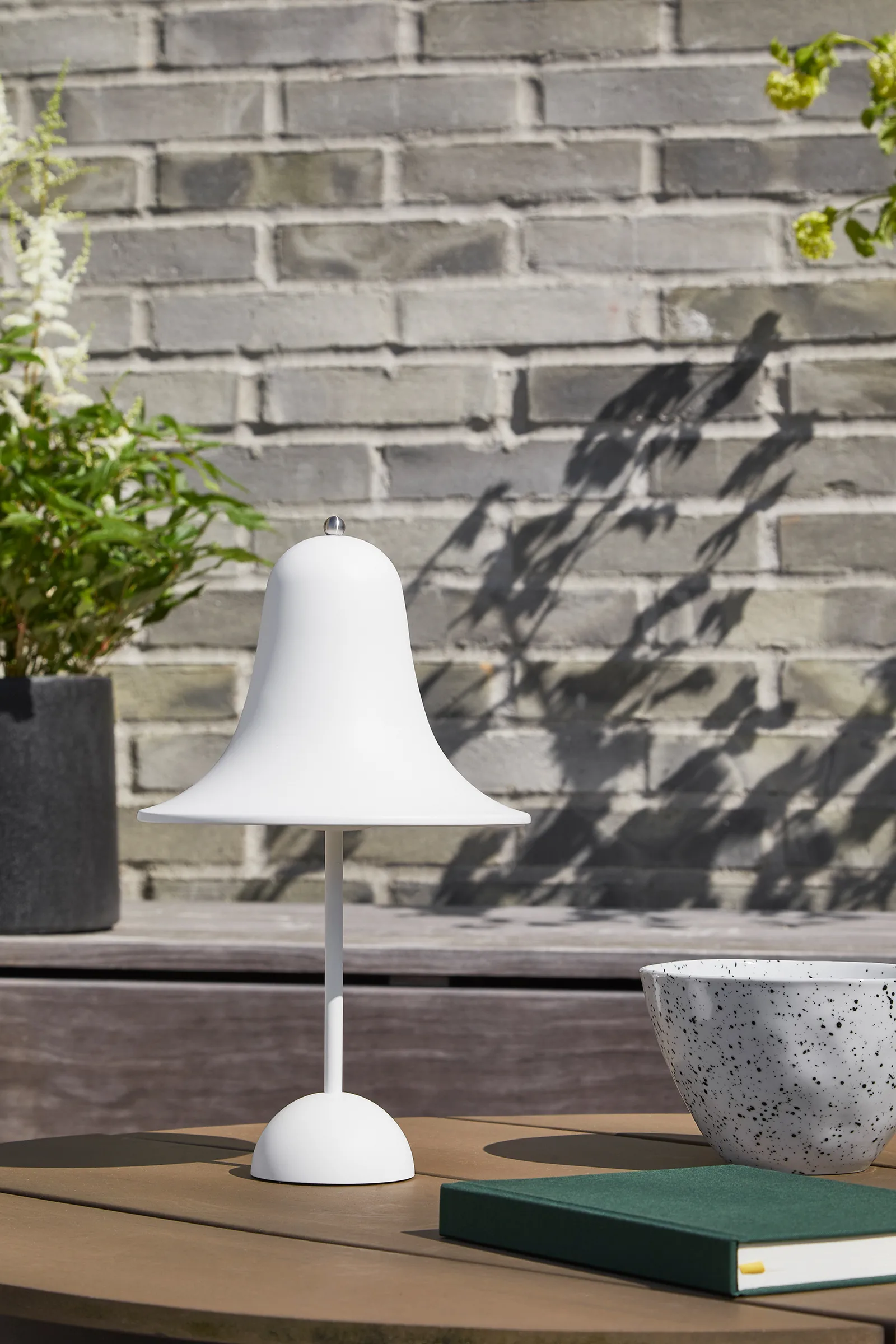 Przenośna lampa stołowa Pantop 30 cm, Matt White Verpan