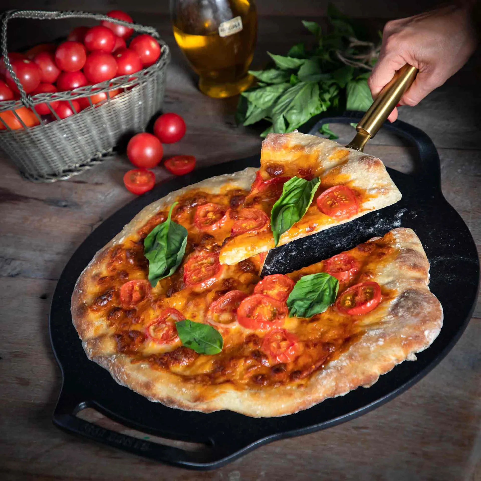 Kamień do pizzy Victoria Ø38 cm, Czarny Victoria
