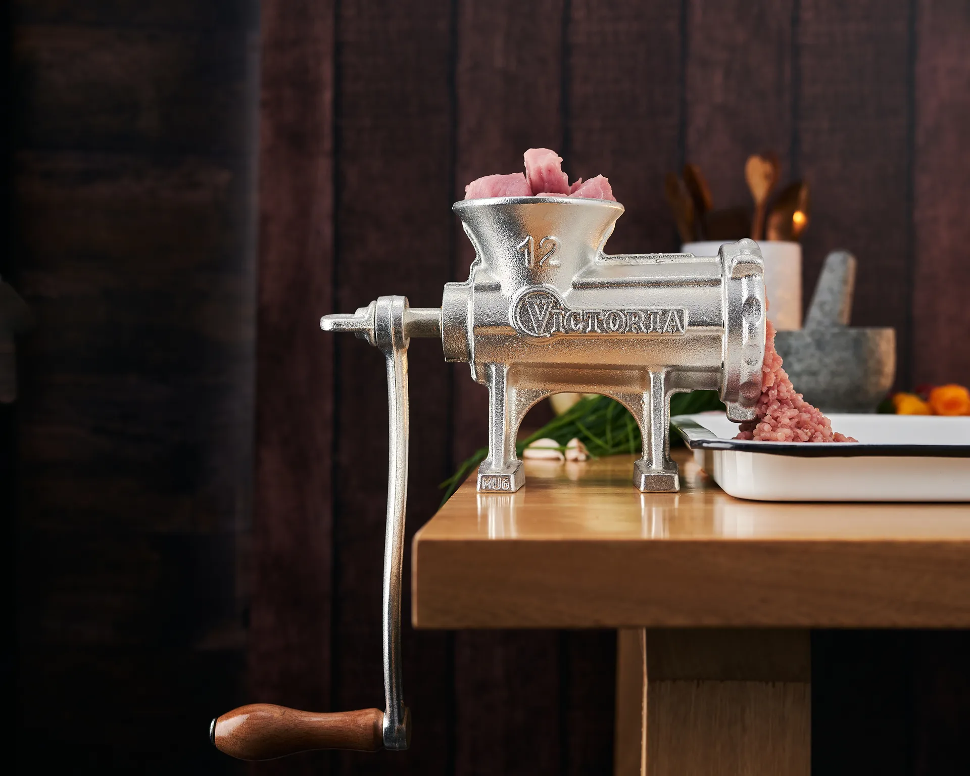 Ręczna maszynka do mięsa Nr 12 15,5x21 cm, Srebrna Victoria