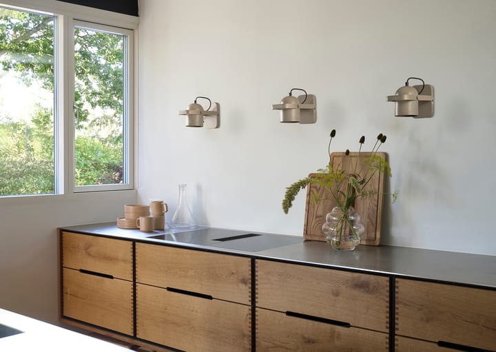 Lampa ścienna Nesvik, Sand Villa Collection