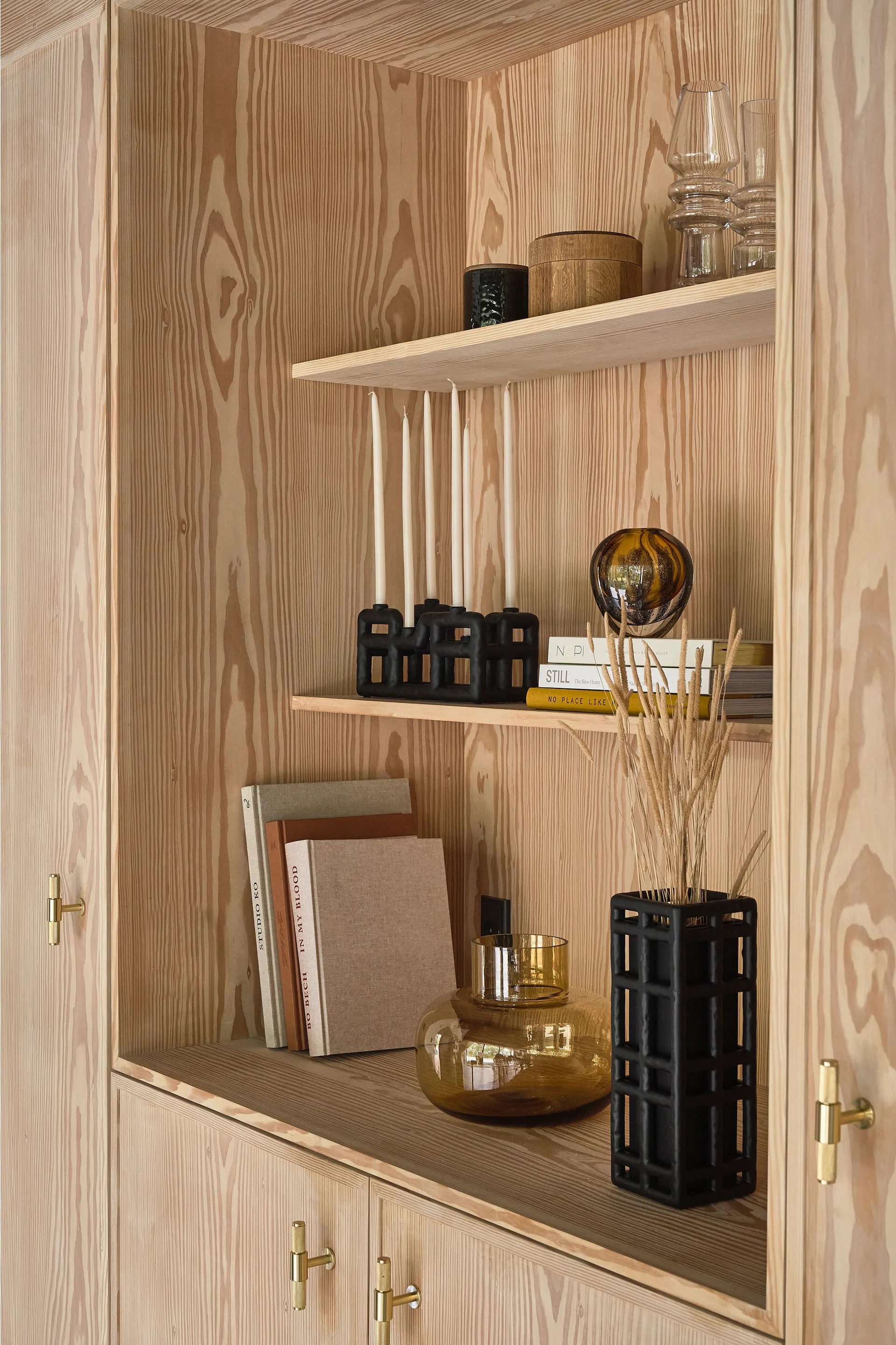 Świecznik Lyng na 6 świec, Czarny Villa Collection