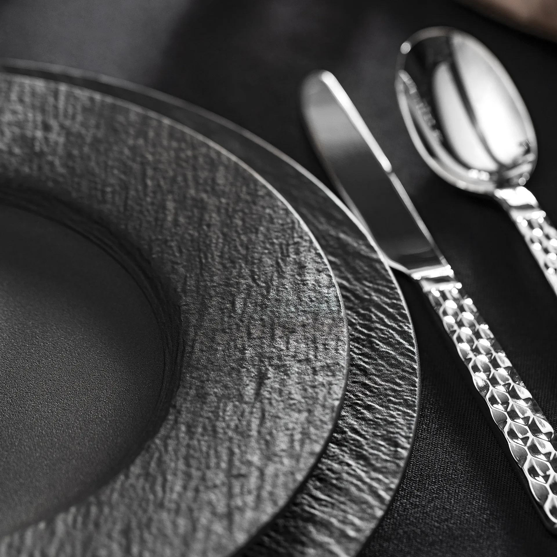 Talerz Manufacture Rock Ø27 cm, czarny Villeroy & Boch