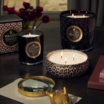 Maison Noir 3-wick Tin świeca zapachowa 40 godz. - Pink Citron Grapefruit - Voluspa