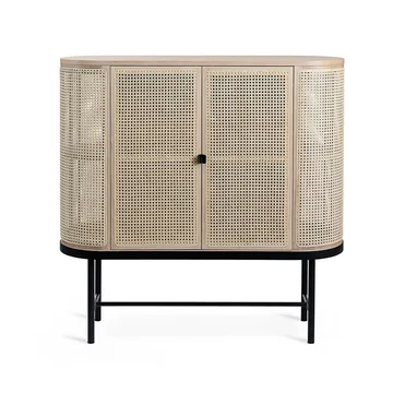 Be My Guest stolik boczny - rotang, dąb olejowany na biało, podstawa ze stali czarnej - Warm Nordic