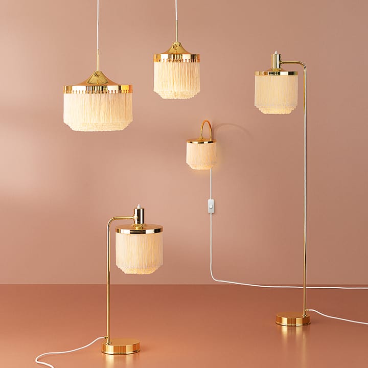 Fpierścieńe lampa podłogowa, pale pink, stal powlekana mosiądzem Warm Nordic
