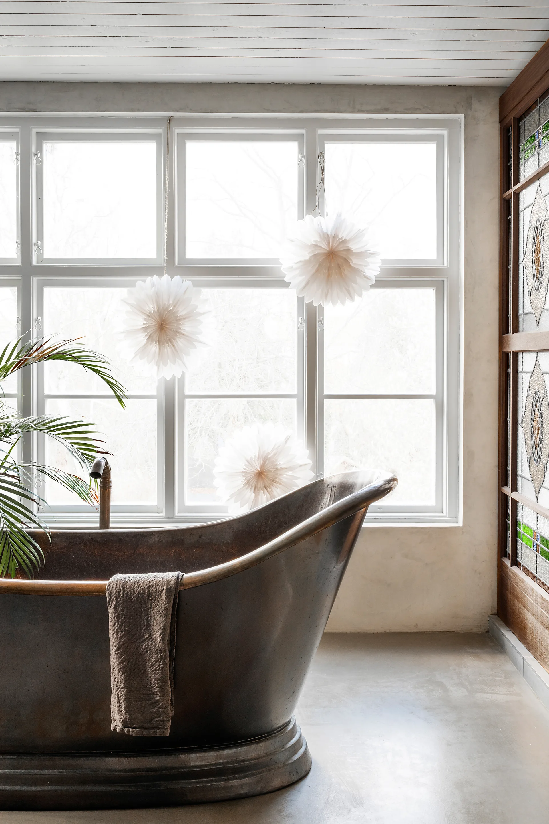 Gwiazda adwentowa Lotus Ø44 cm, Biały Watt & Veke