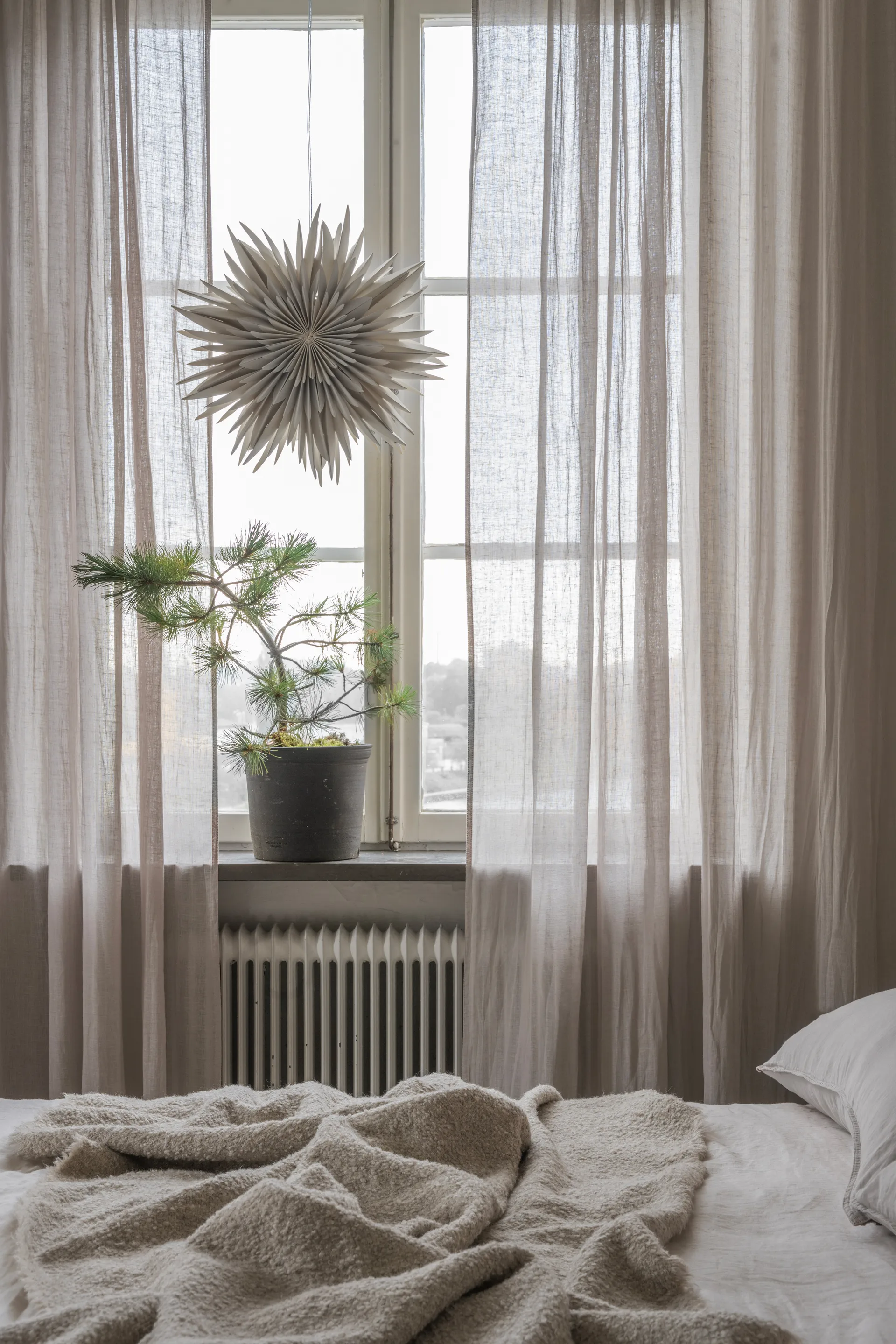 Gwiazda adwentowa Maja Ø50 cm, Greige Watt & Veke