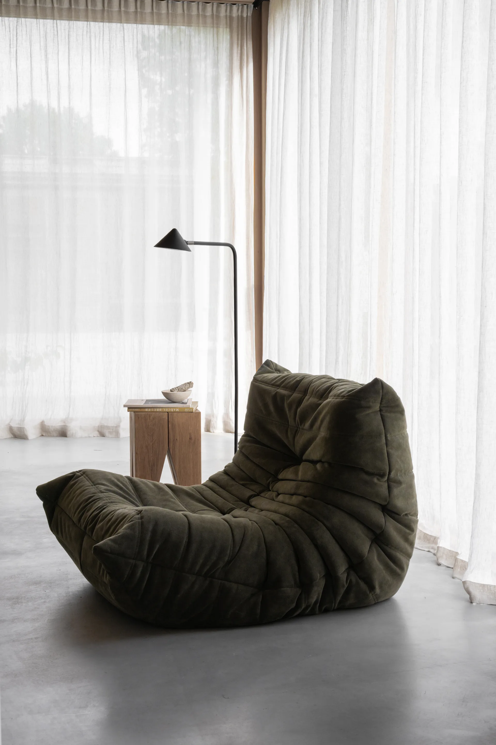 Kuro lampa podłogowa, Black, Ø14x120 cm Watt & Veke