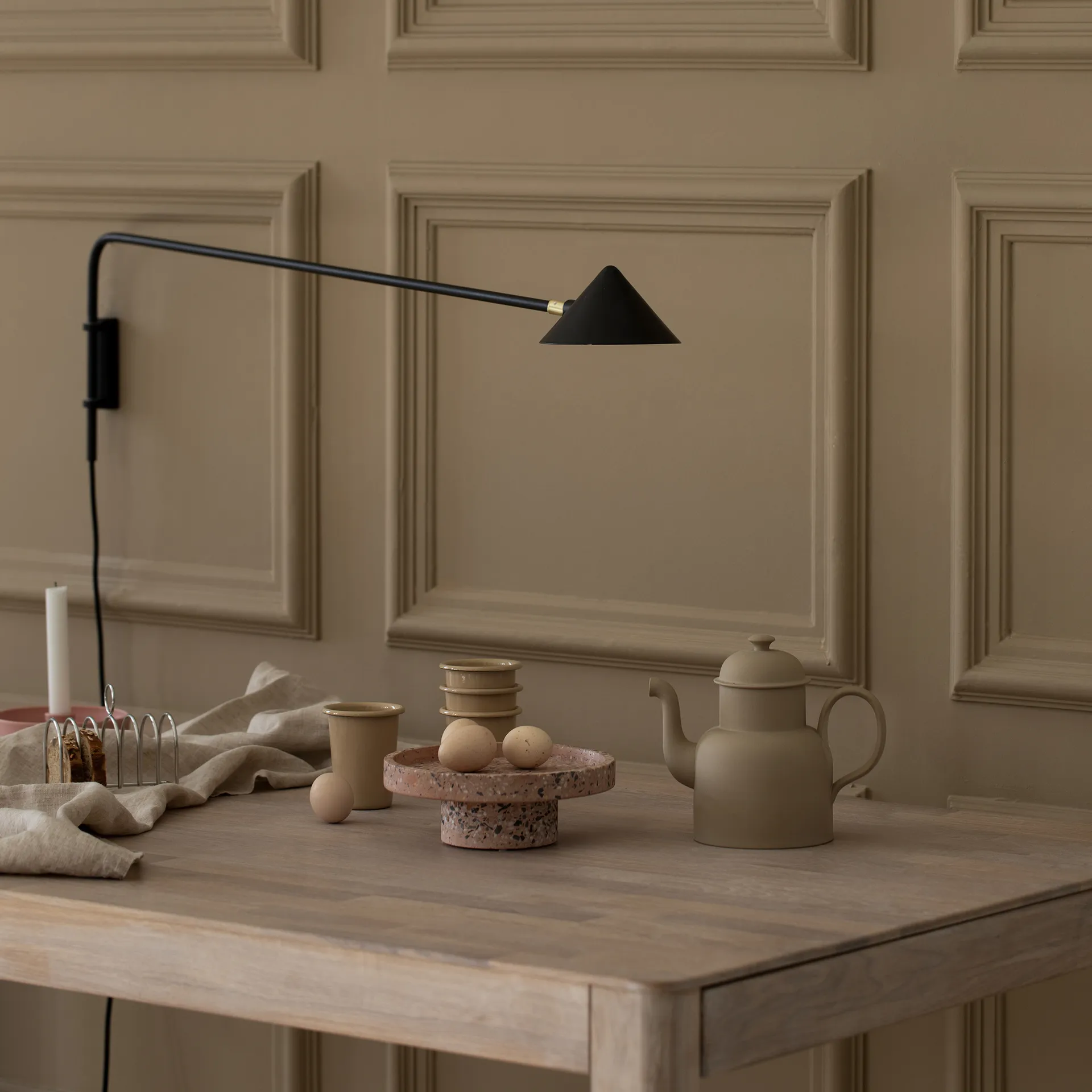 Lampa ścienna Kelly długie ramię, Czarno-złoty Watt & Veke