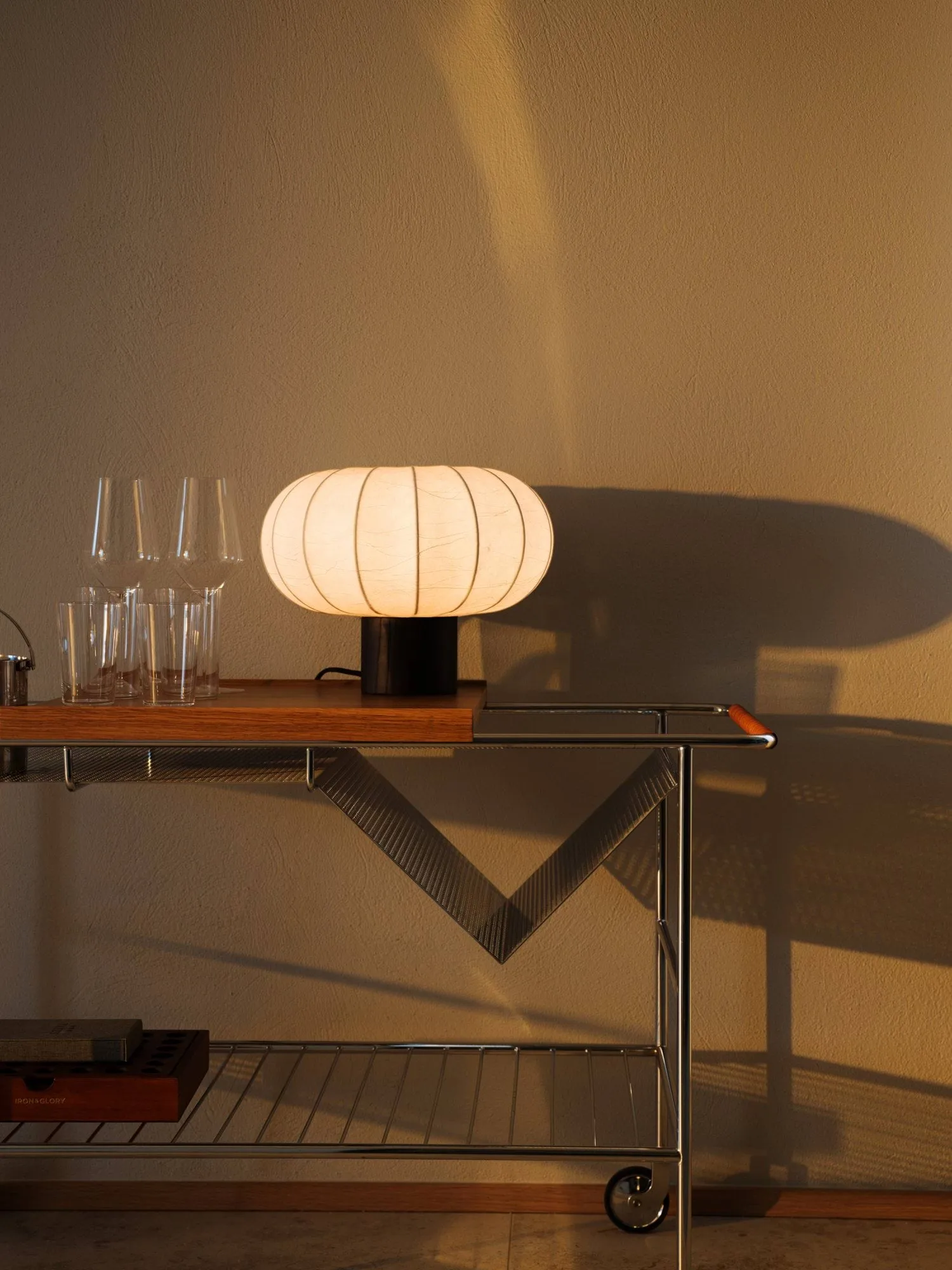 Lampa stołowa Lunari, White-Dark ash, Ø32x24 cm Watt & Veke