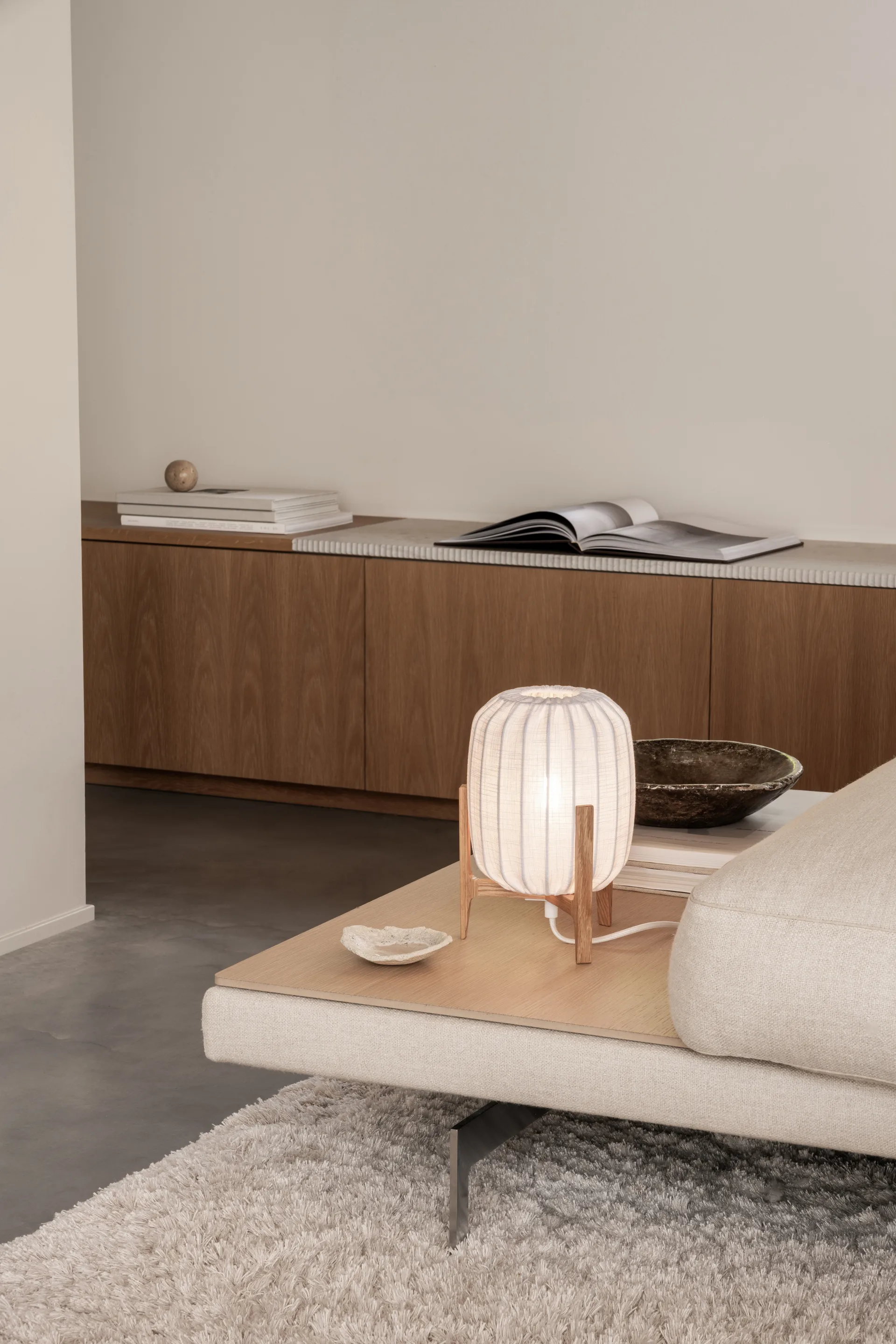 Lampa stołowa Prisma, Oak-White, Mini Ø16x24,3 cm Watt & Veke