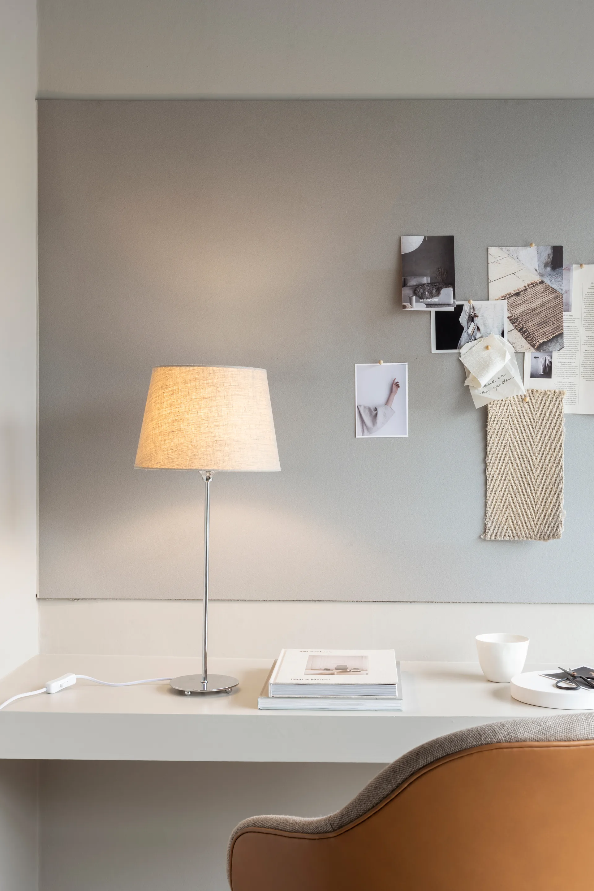 Line 45 podstawa lampy stołowej, Srebro Watt & Veke