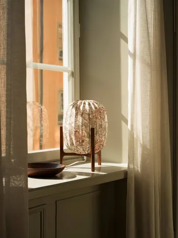 Prisma lampa stołowa - Dark ash-Honeysuckle blush, Ø27x42 cm - Watt & Veke