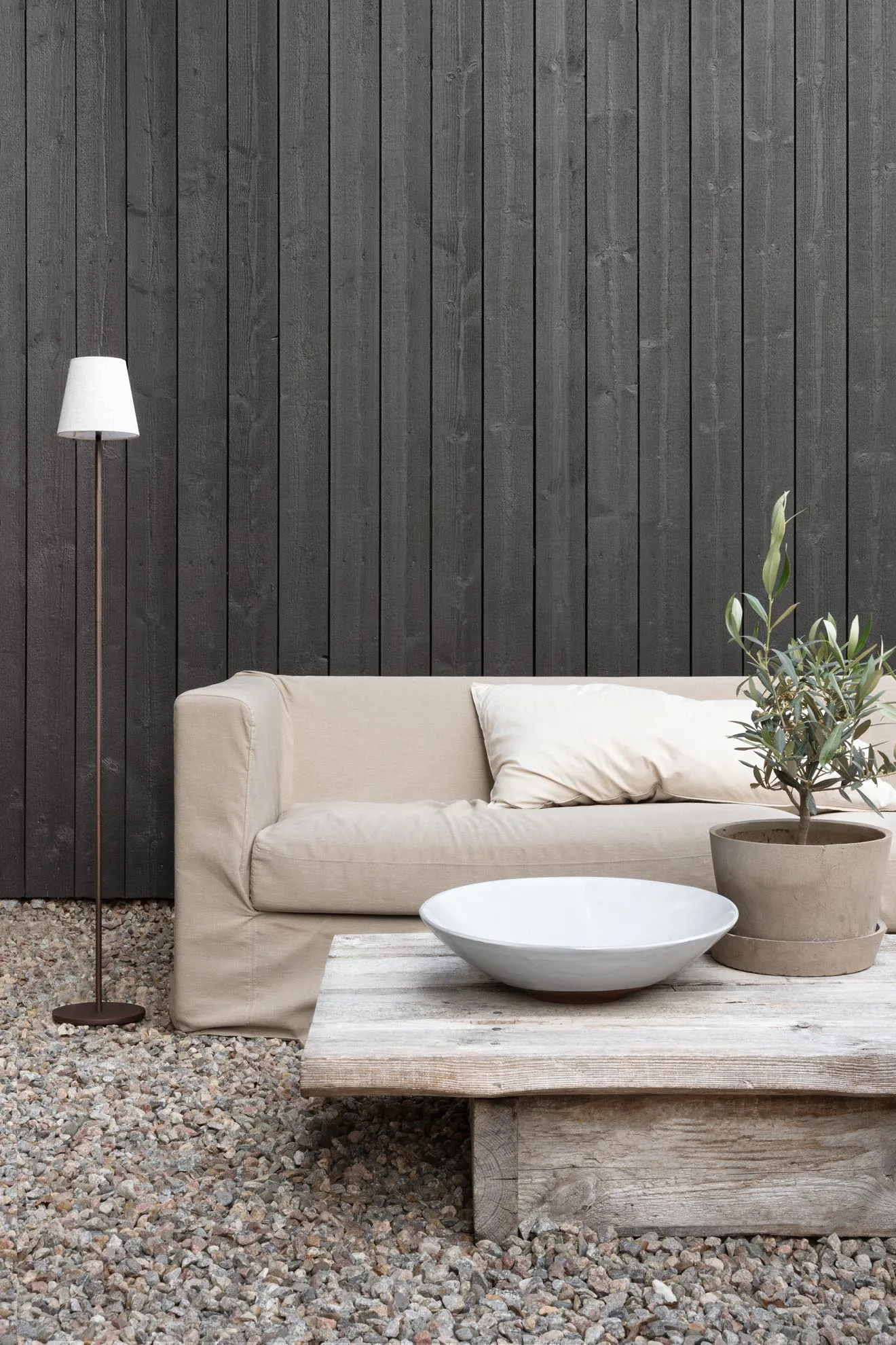 Przenośna lampa podłogowa Tyra Floor Ø14 cm, Coffee Watt & Veke