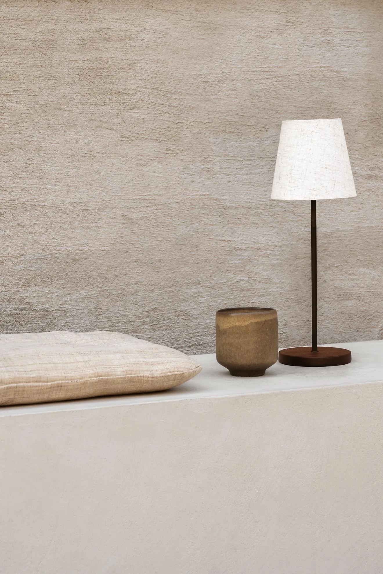 Przenośna lampa stołowa Tyra Table Ø14 cm, Coffee Watt & Veke