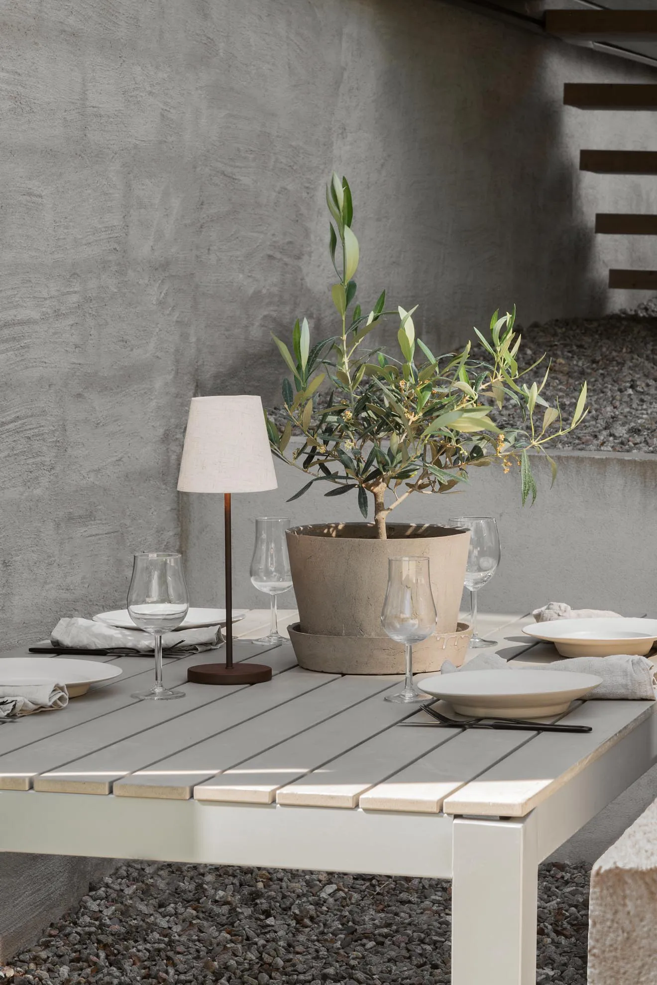 Przenośna lampa stołowa Tyra Table Ø14 cm, Coffee Watt & Veke