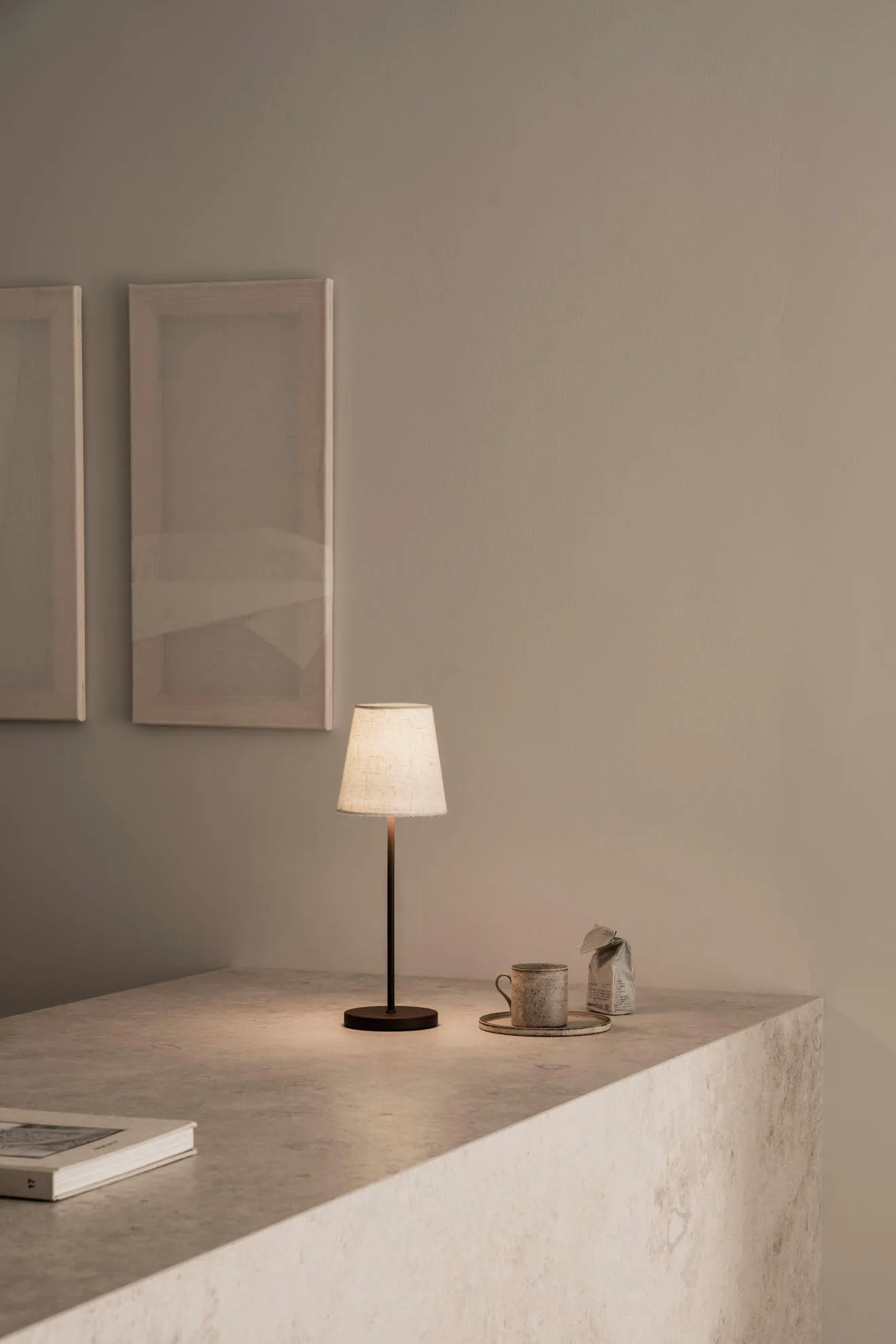 Przenośna lampa stołowa Tyra Table Ø14 cm, Coffee Watt & Veke