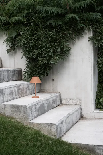 Teya lampa przenośna - Terracotta, Ø15x26 cm - Watt & Veke