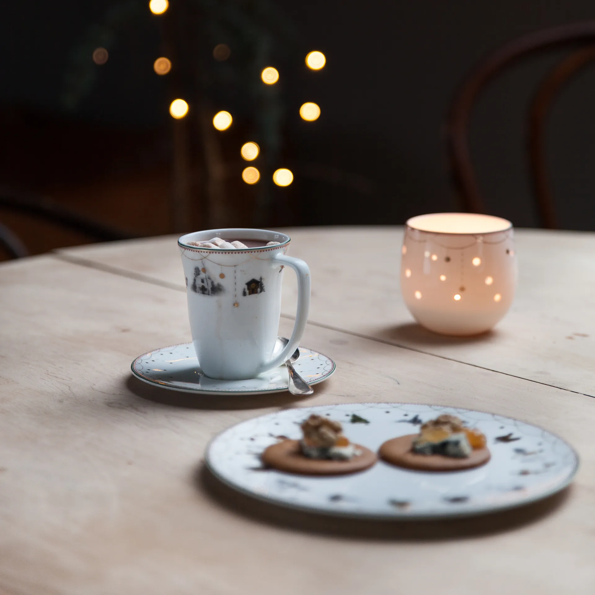 Julemorgen filiżanka ze spodkiem 200 ml, biały Wik & Walsøe