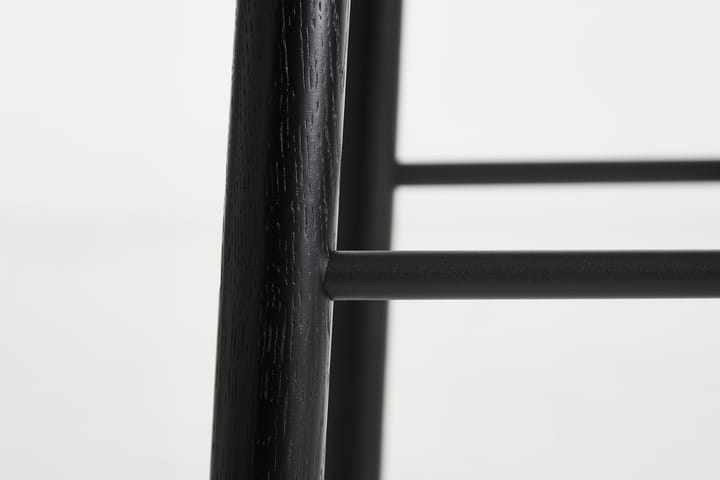 Krzesło barowe Mono 65 cm, Jesion malowany na czarno Woud