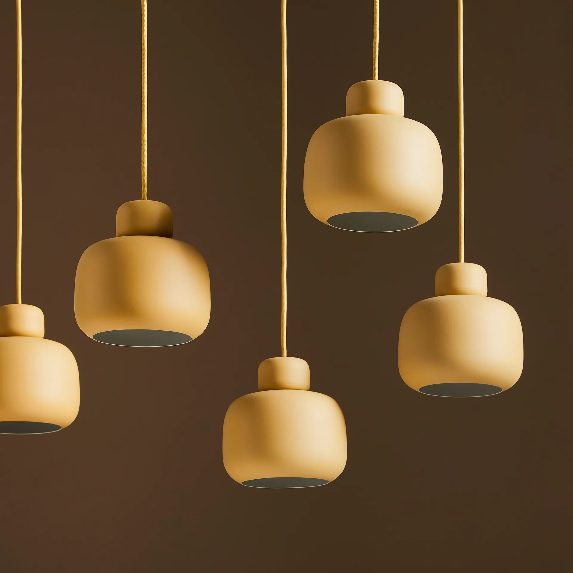 Lampa sufitowa Stone small, Żółty musztardowy Woud