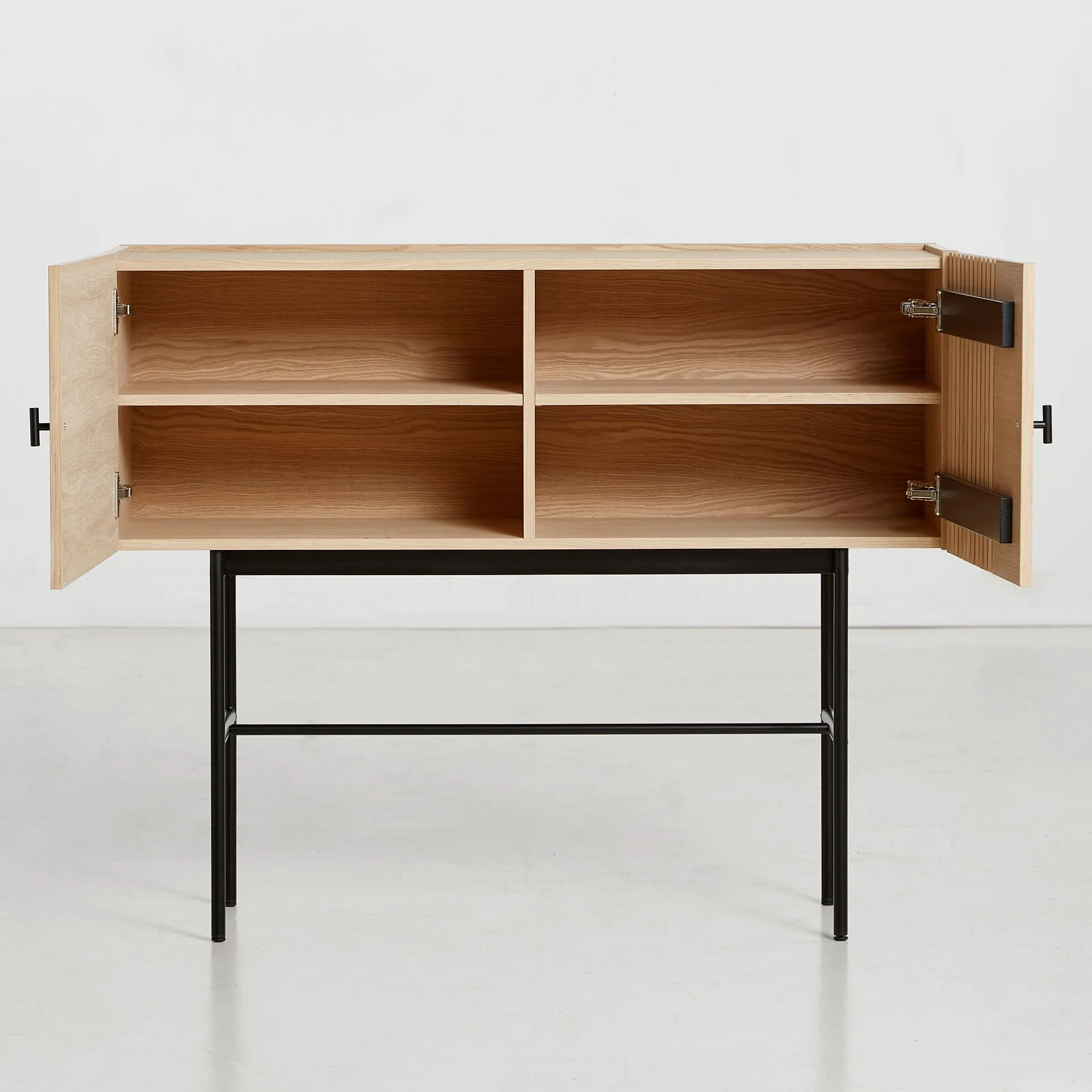 Stolik boczny Array, 120 cm, dąb barwiony na biało Woud