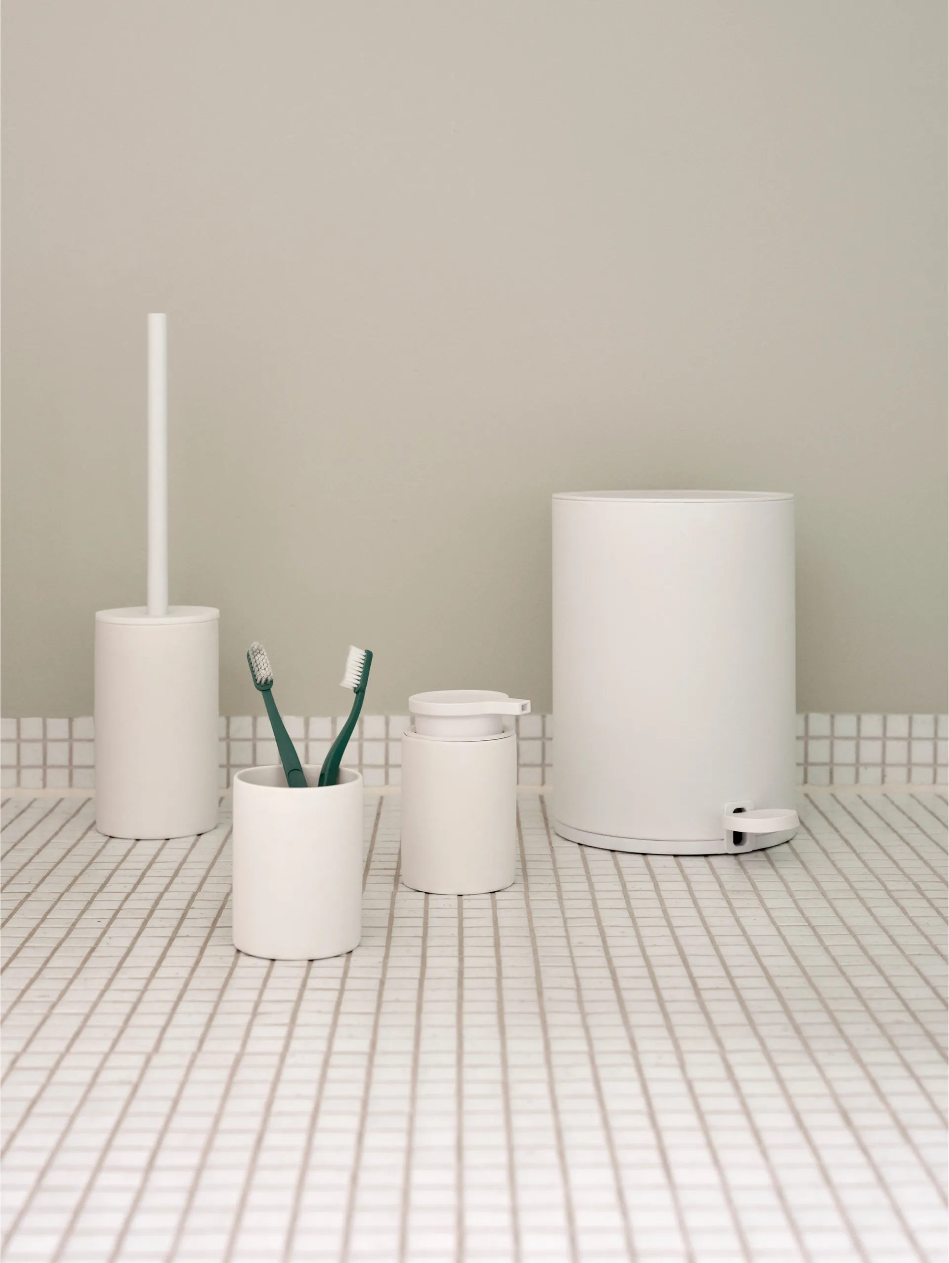 Dozownik do mydła Karma 250 ml, White Zone Denmark