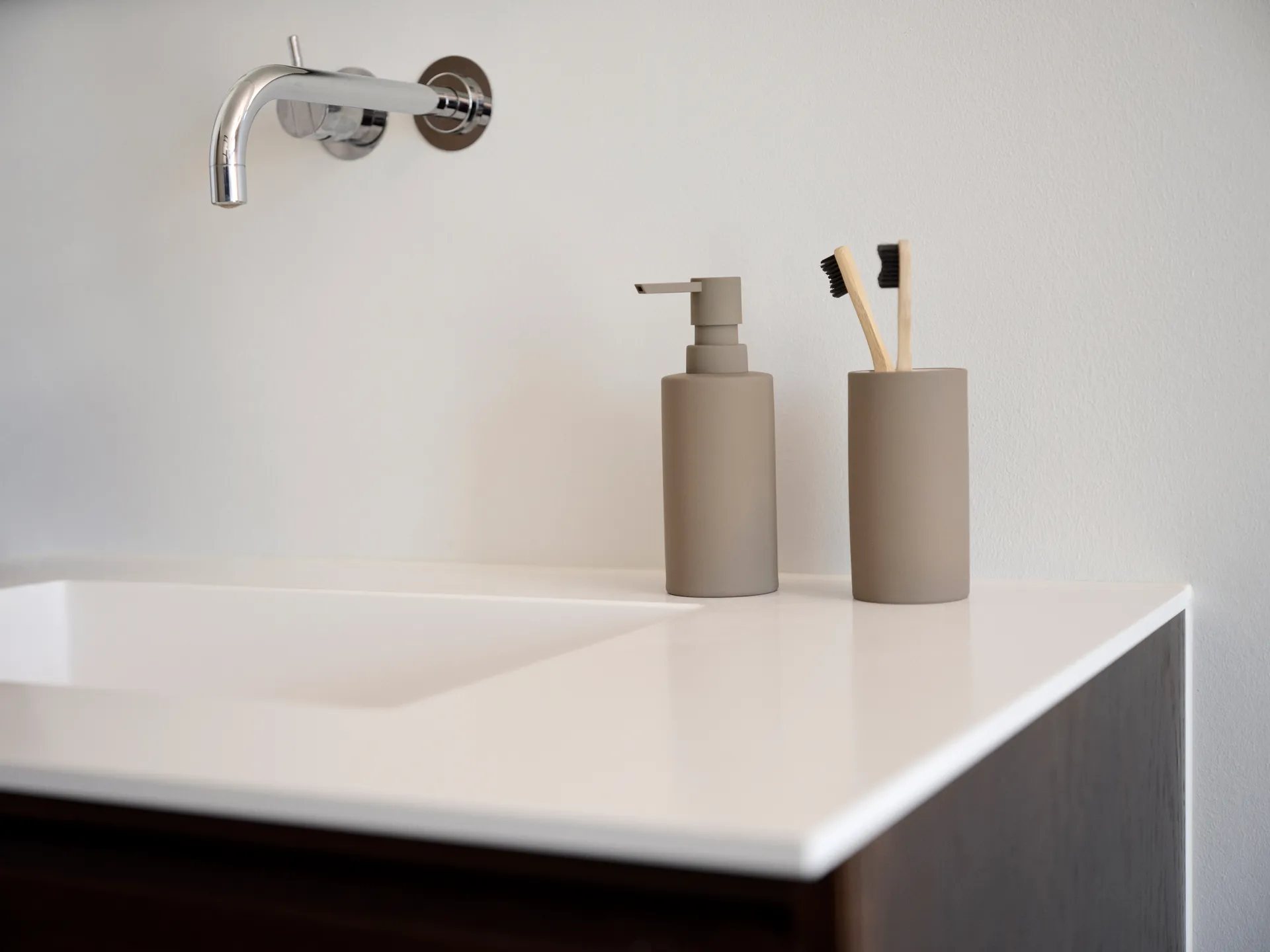 Dozownik do mydła Solo, Taupe Zone Denmark