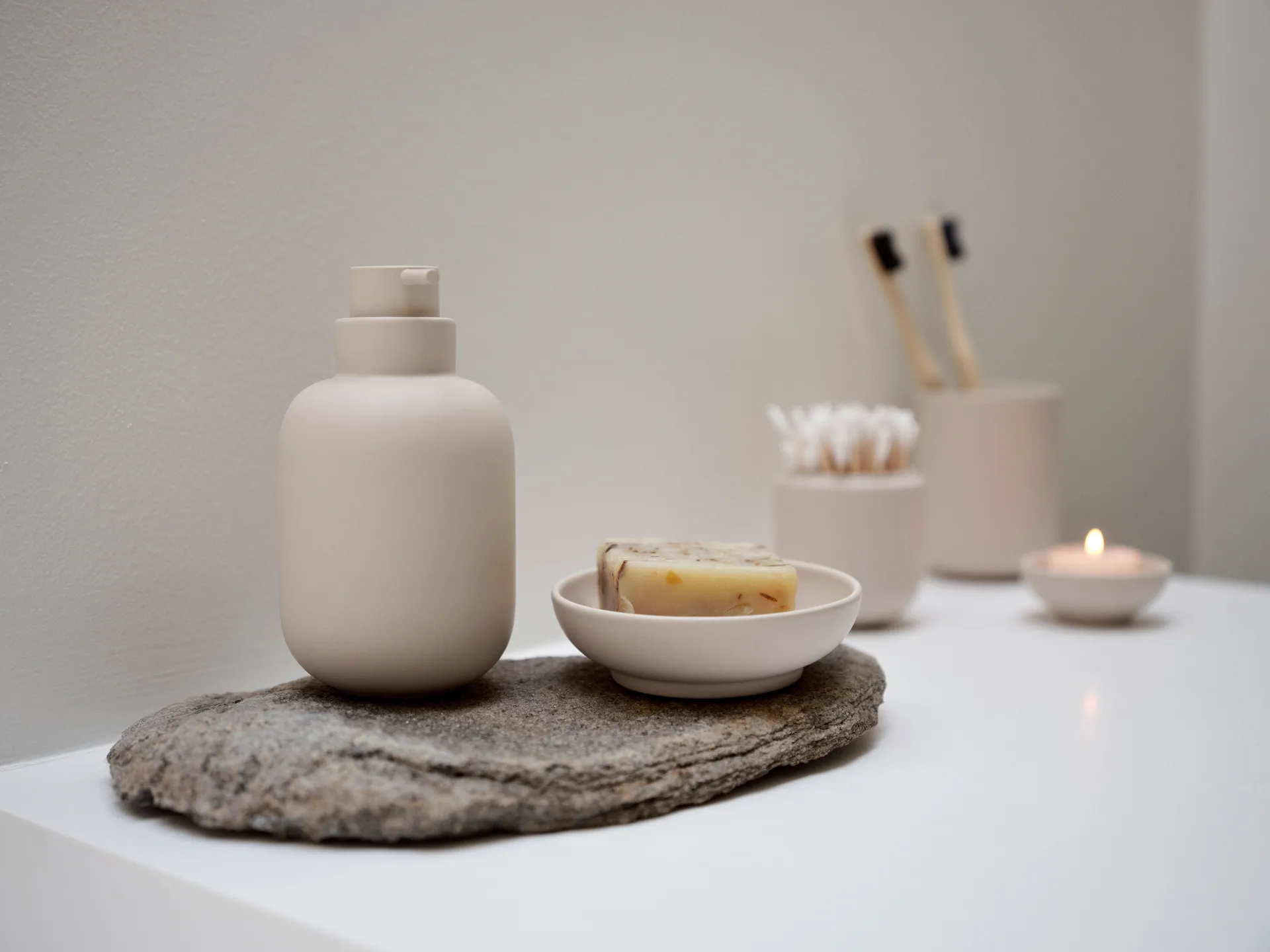 Dozownik mydła Sensu 30 cl, Sand Zone Denmark