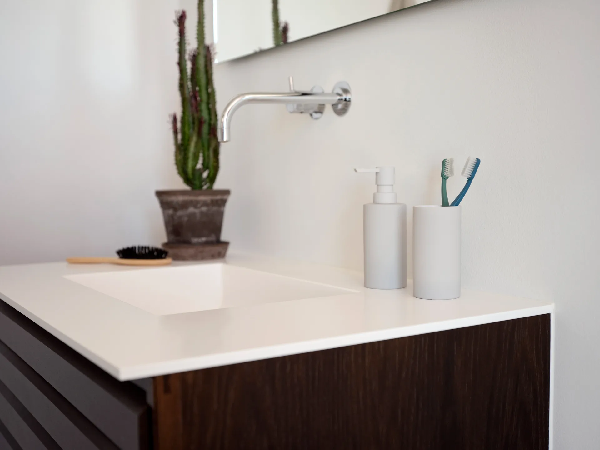 Kubek na szczoteczki do zębów Solo, Soft Grey Zone Denmark