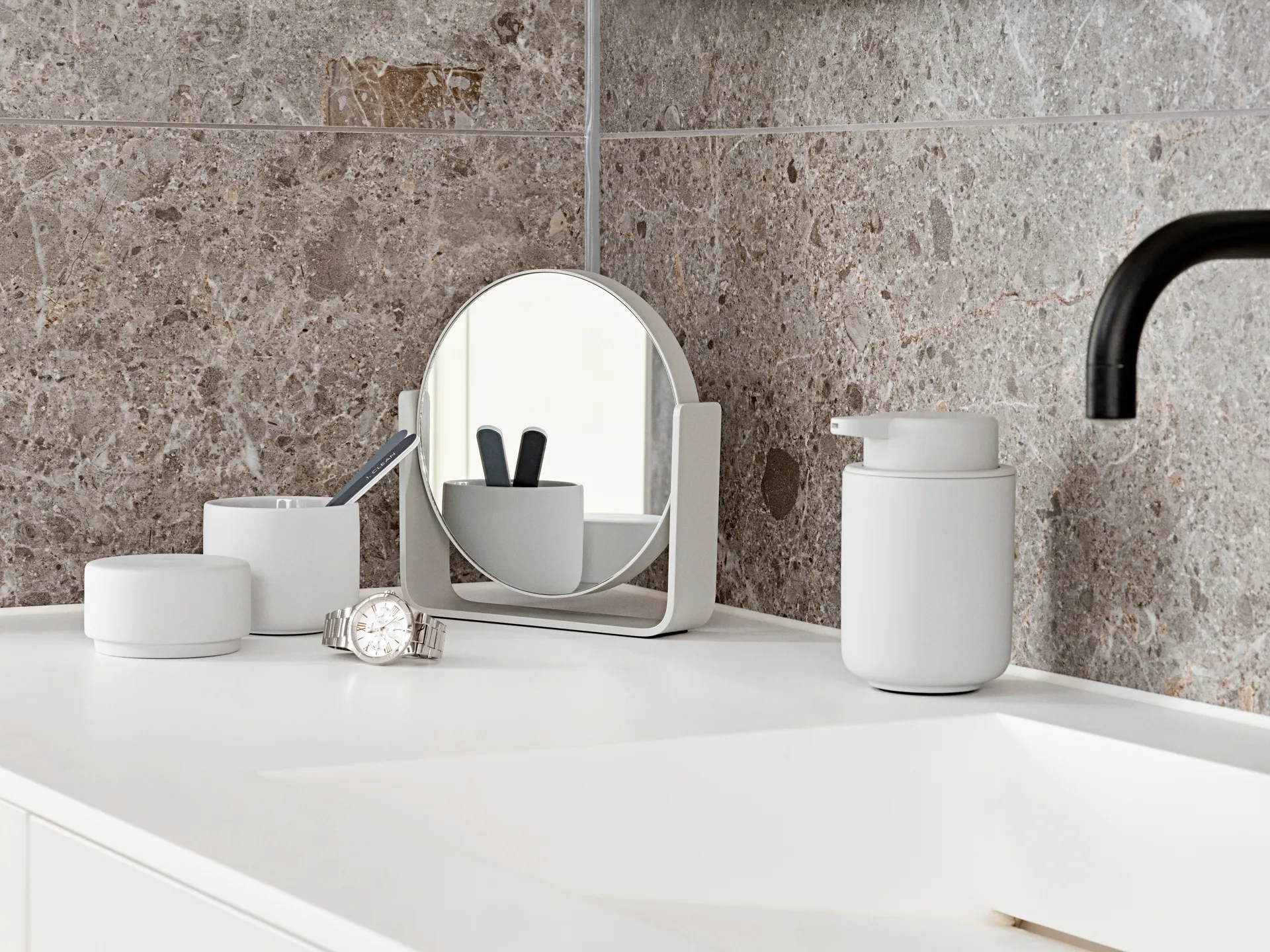 Lustro stołowe z powiększeniem 5x Ume 19x19,5 cm, Jasnoszary Zone Denmark