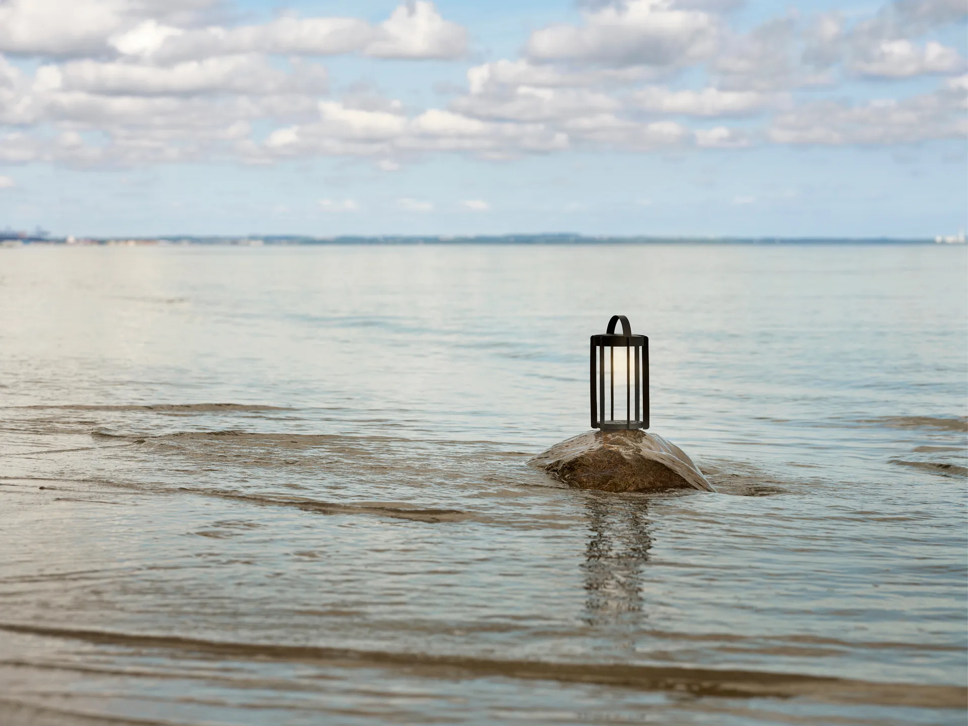 Przenośna lampa LED Firefly Lanterna, Black aluminium Zone Denmark