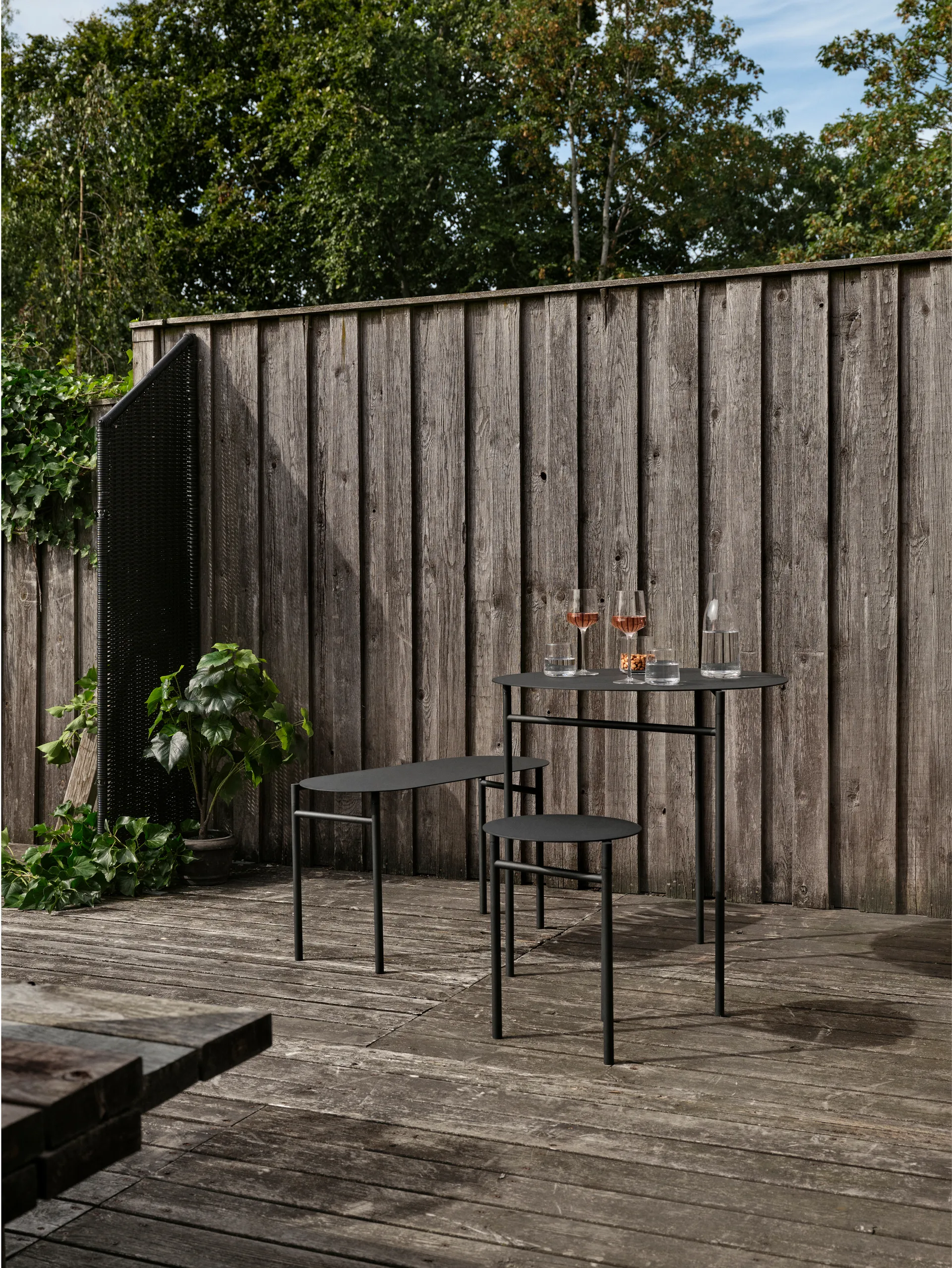 Stół Disc Ø70 cm, Black Zone Denmark