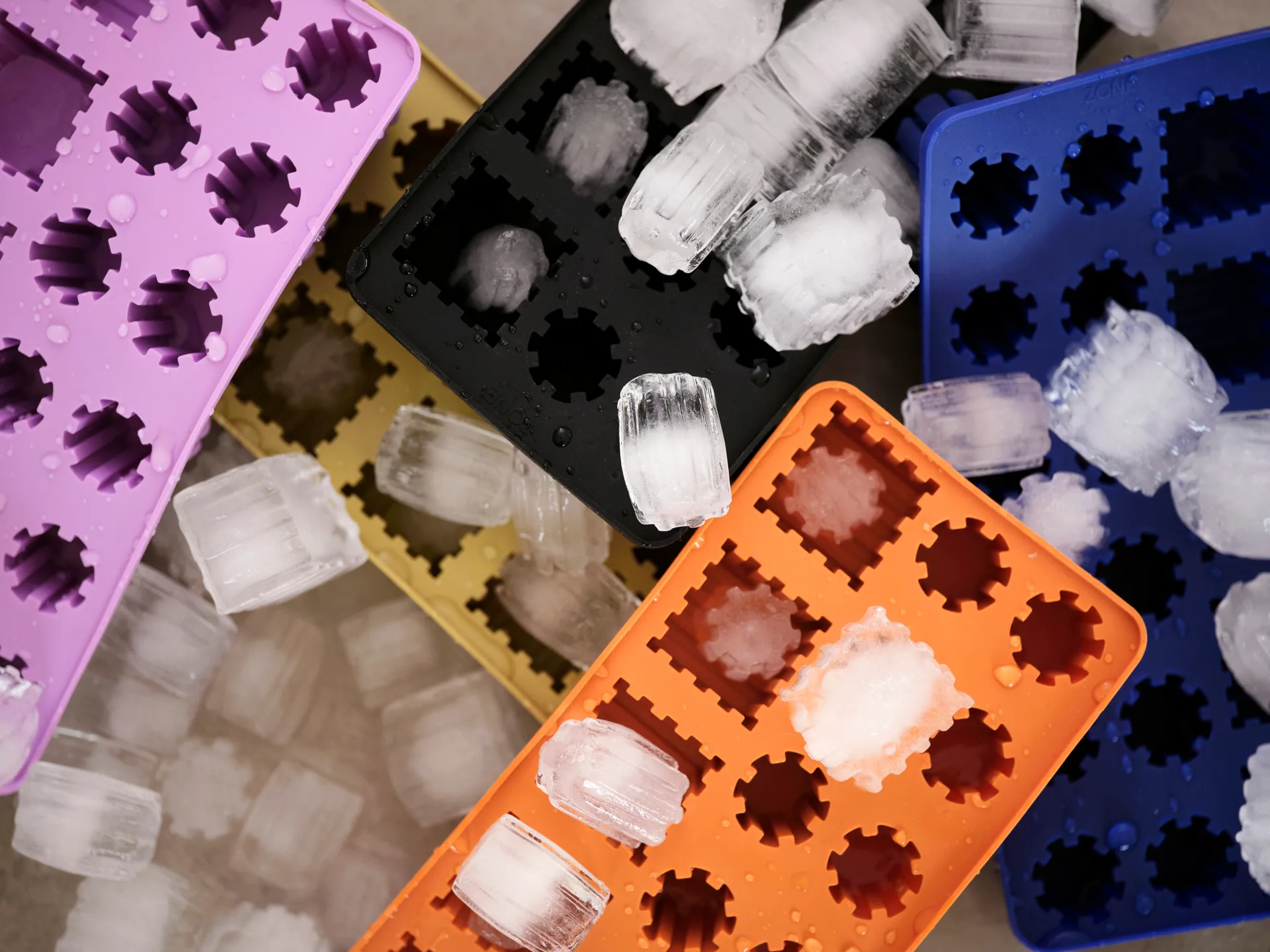 Tacka na kostki lodu Singles, Black Zone Denmark