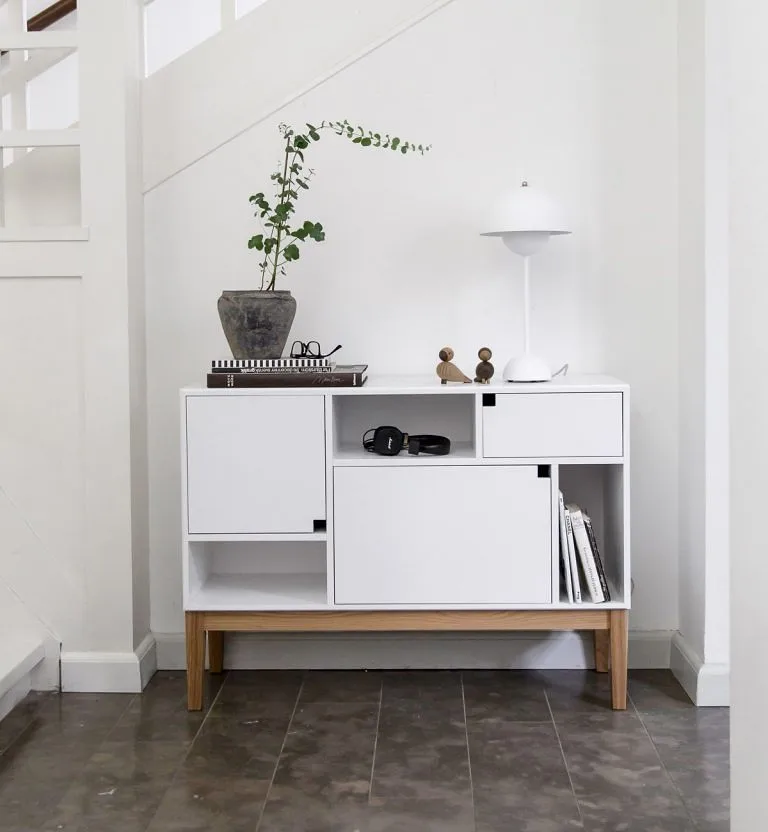 Citti 6x3 gabinet, White, stojak w kolorze dąb matowy lakier Zweed