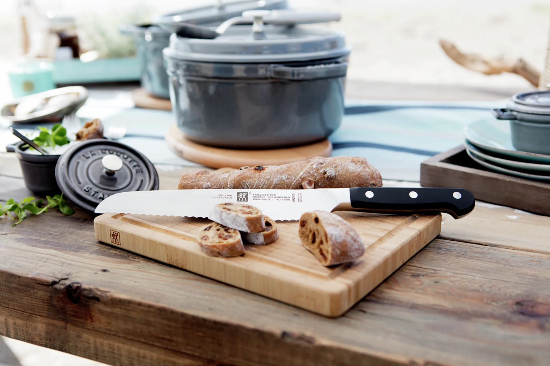 Nóż do chleba Zwilling Pro, 20 cm Zwilling