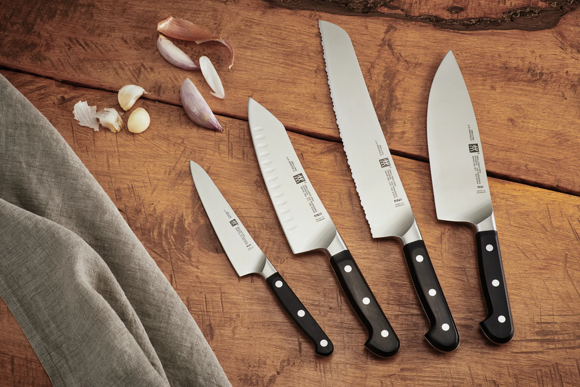 Nóż Zwilling Pro rocking santoku, 18 cm Zwilling