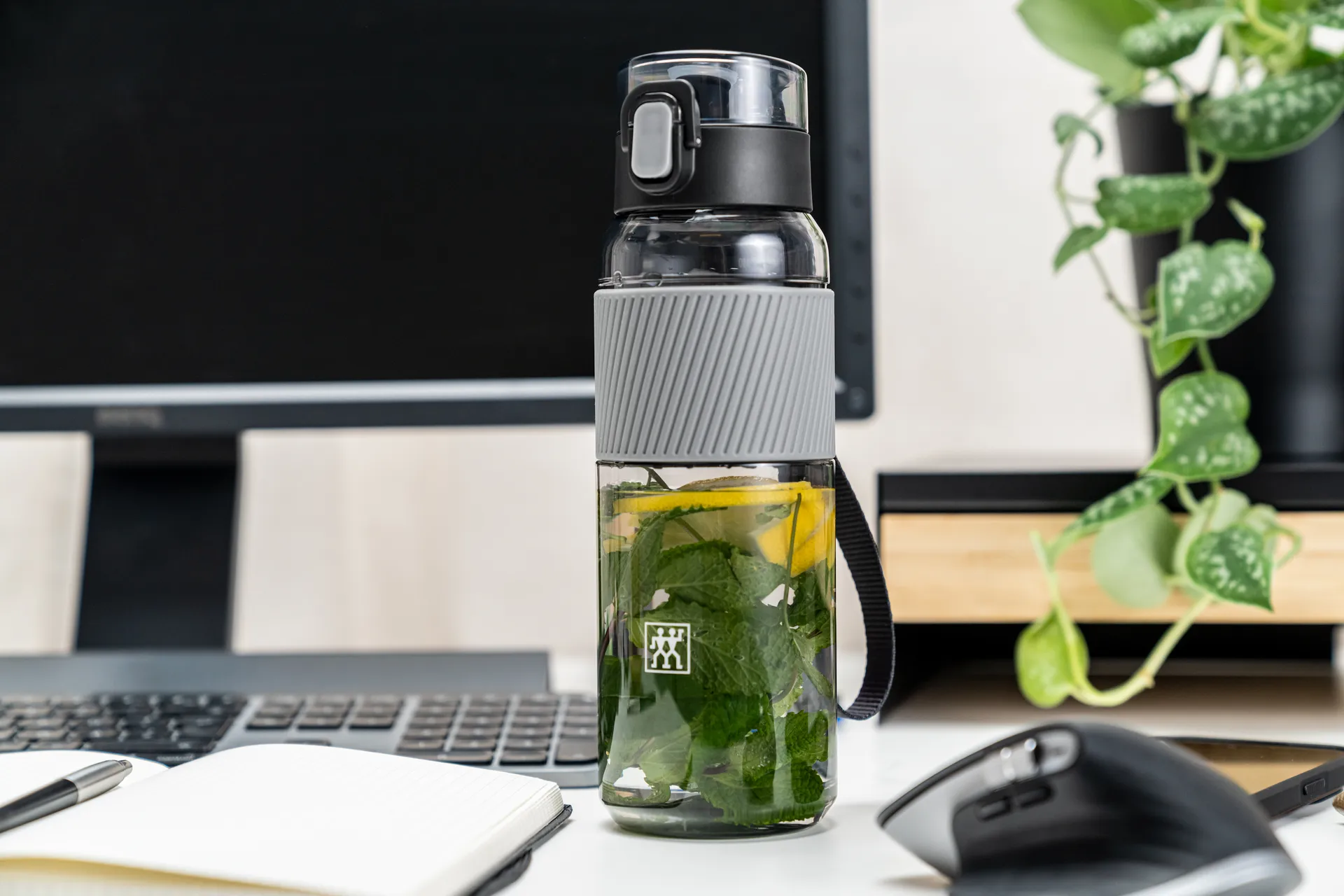 Zwilling butelka 68 cl, Szary tritan Zwilling